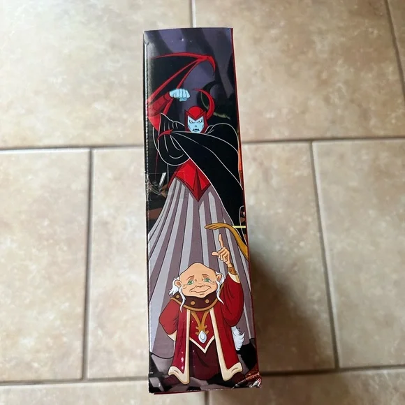 Dungeons & Dragons Cartoon Classics-Dungeon Master & Venger Action Figures-2pk - Picture 6 of 7